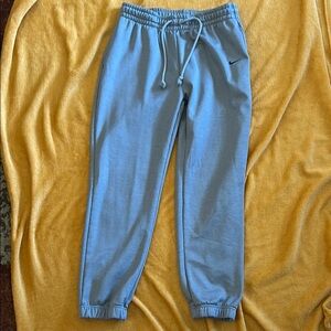 Nike Men’s Sweatpants in Gray